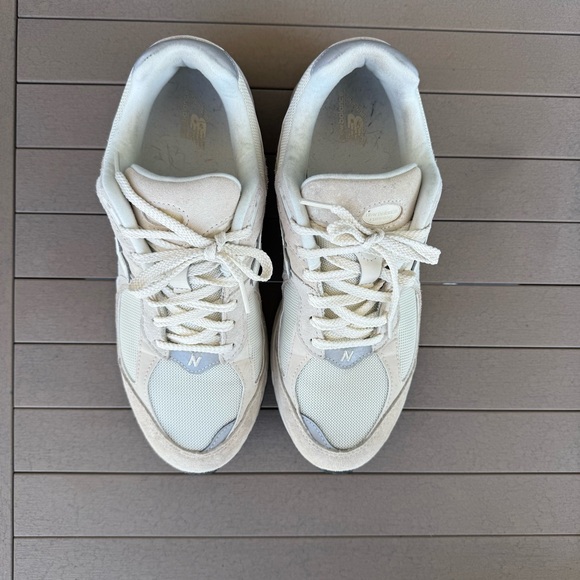 New Balance 2002R Sneakers in Calm Taupe Size 10.5 - Picture 4 of 11